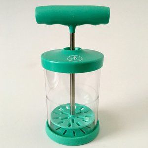 Pampered Chef Whipped Cream Maker and Milk Frother